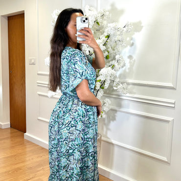 Vestido Indiano Com Manga Verde e Azul
