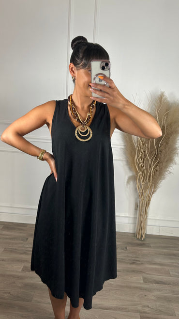 Vestido oversize de alças larga Midi Preto