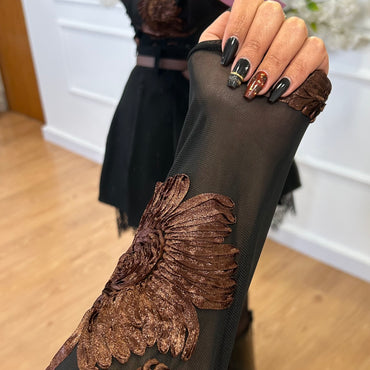 Body com Flores em Castanho