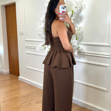Conjunto blusa cai-cai + pantalona em Castanho