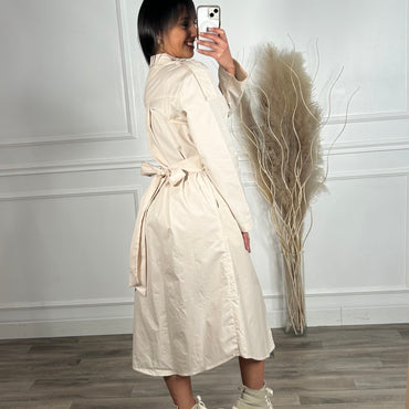 Camiseiro Com Cinto Bege