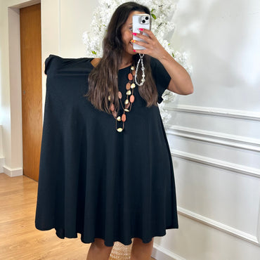 Vestido Midi oversize com folho na manga Preto