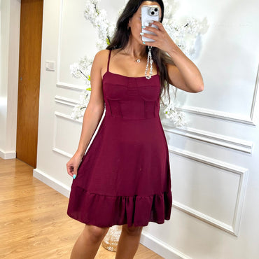 Vestido cinderela curto bordo
