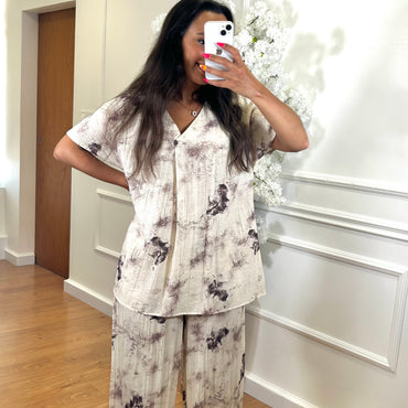 Conjunto Blusa + Pantalona padrão Mármore Bege
