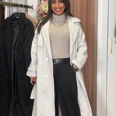 Casaco de Fazenda Comprido Texturado Riscas Bege