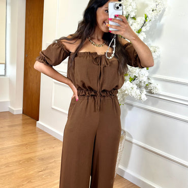 Conjunto top repuxado + Pantalona Castanho
