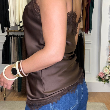 Top Acetinado com renda Castanho