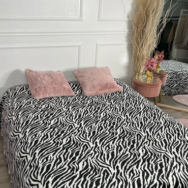 Manta com padrão zebra