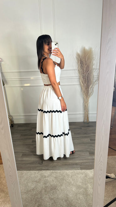 Conjunto Saia Comprida + Top Branco