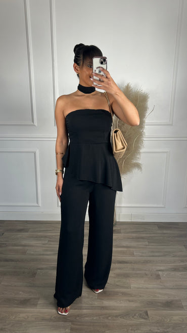 Conjunto Top Assimétrico + Pantalona Preto