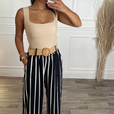 Pantalona Preta Riscas com cinto
