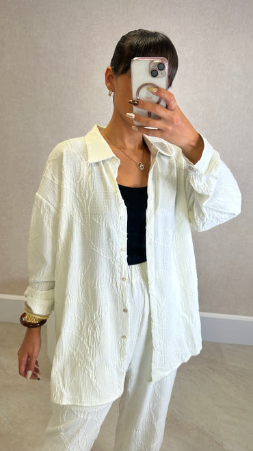 Conjunto Camisa + Pantalona com bordado
