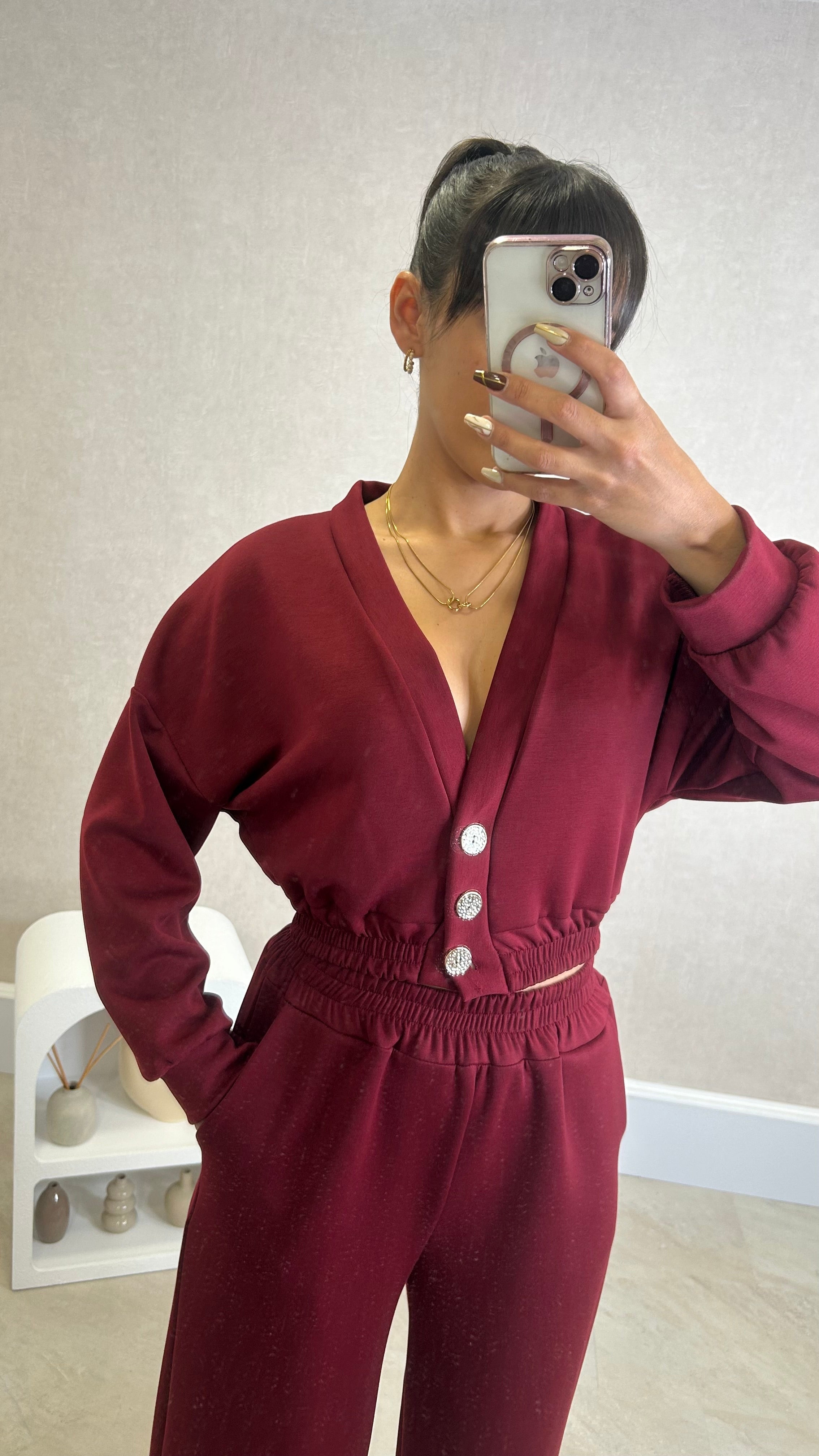 Conjunto Blusa com botões dourados+ Pantalona Bordeaux