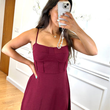 Vestido cinderela curto bordo