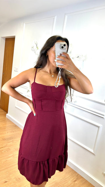 Vestido cinderela curto bordo
