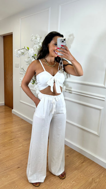 Conjunto top com laço + Pantalona Branco