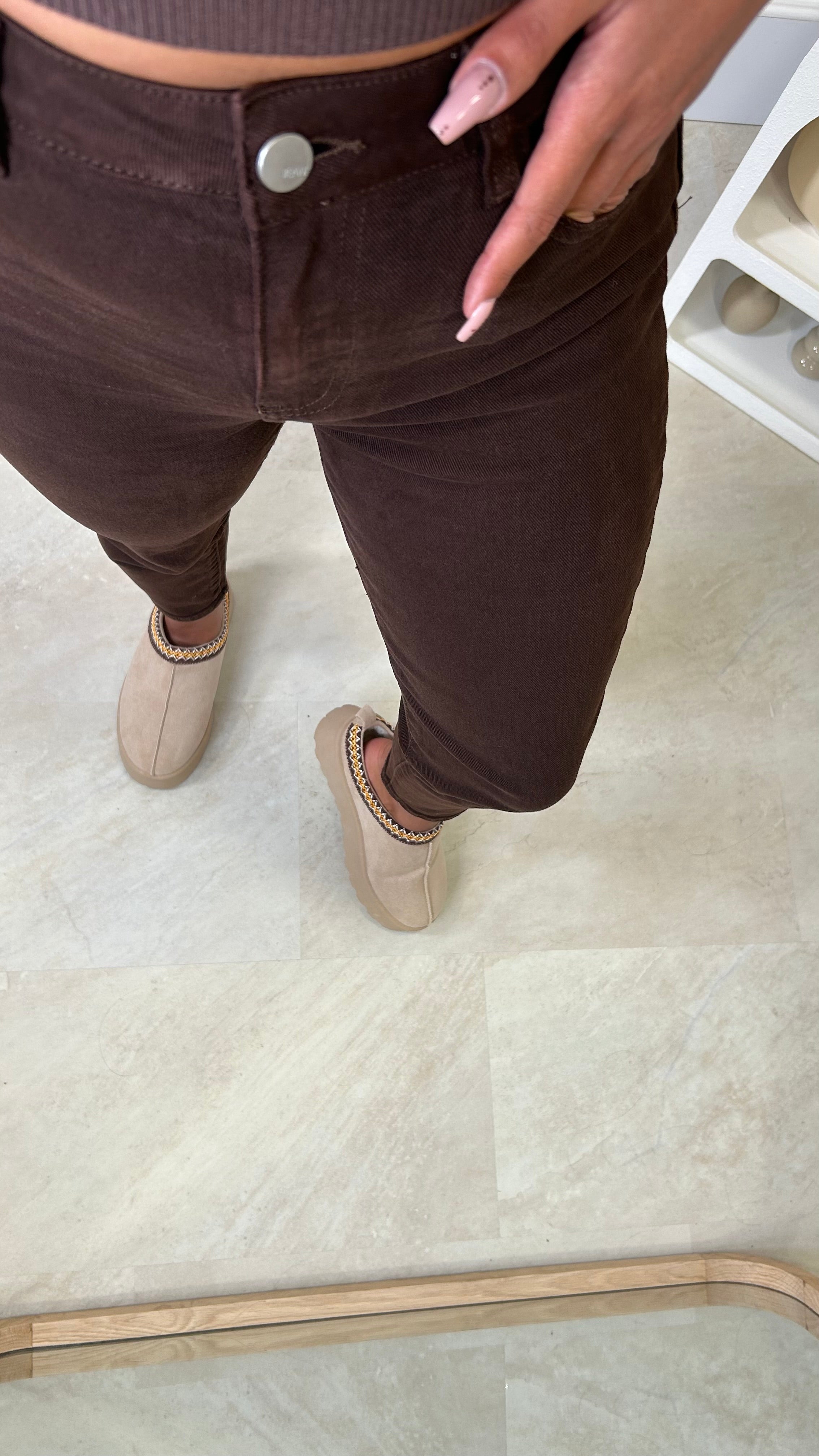 Calça Redial Mom Jeans Castanha