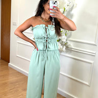 Conjunto top com laço + Pantalona Verde Água