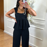 Conjunto Blusa + Pantalona engelhada em Preto