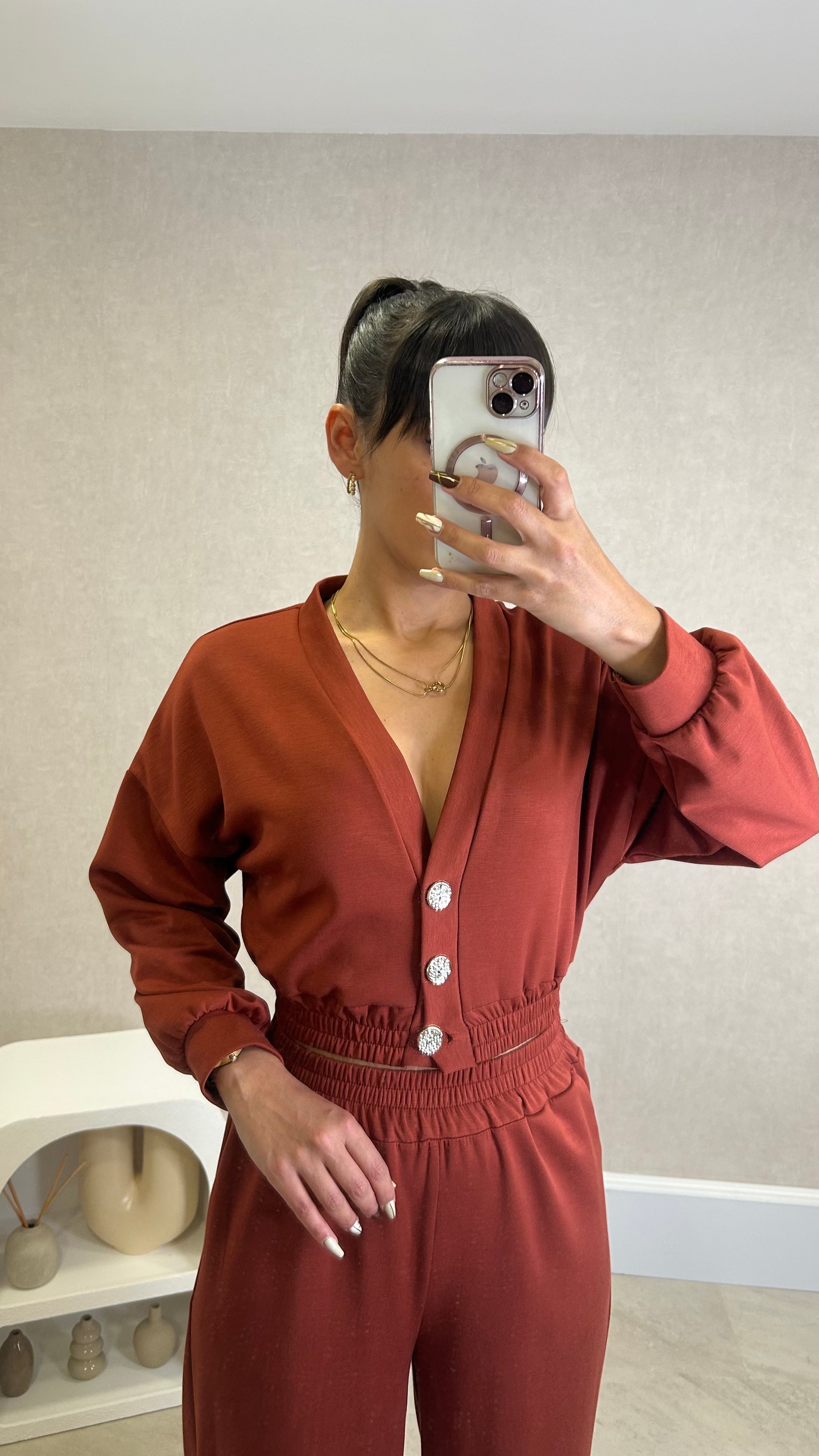 Conjunto Blusa com botões dourados+ Pantalona Tijolo