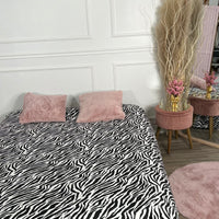 Manta com padrão zebra