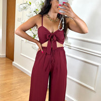 Conjunto top com laço + Pantalona Bordo