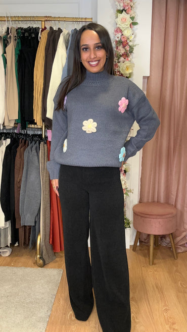 Camisola malha com flores 3D Cinza