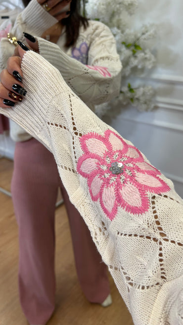 Cardigan com Flores em Rosa