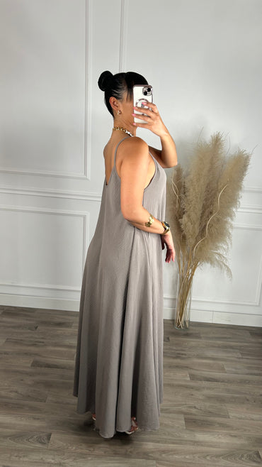 Vestido oversize de alças Cinza