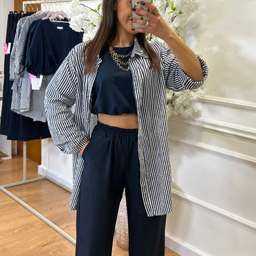 Calça com elastico azul marinho