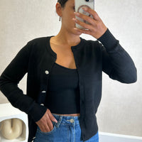 Conjunto Cardigan com perolas+ Top Preto