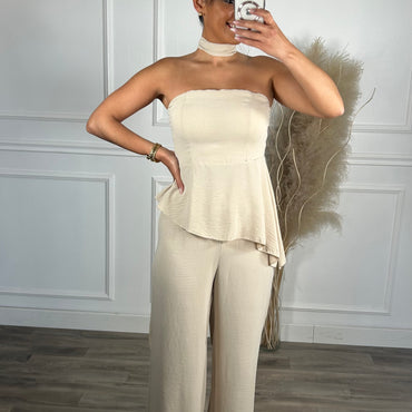 Conjunto Top Assimétrico + Pantalona Bege