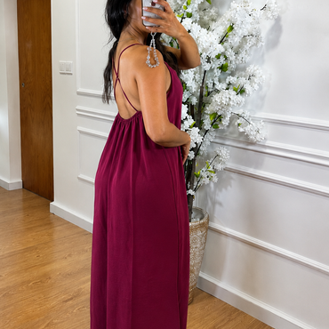 Vestido de Alças Cruzadas Bordo