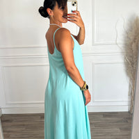Vestido oversize de alças turquesa