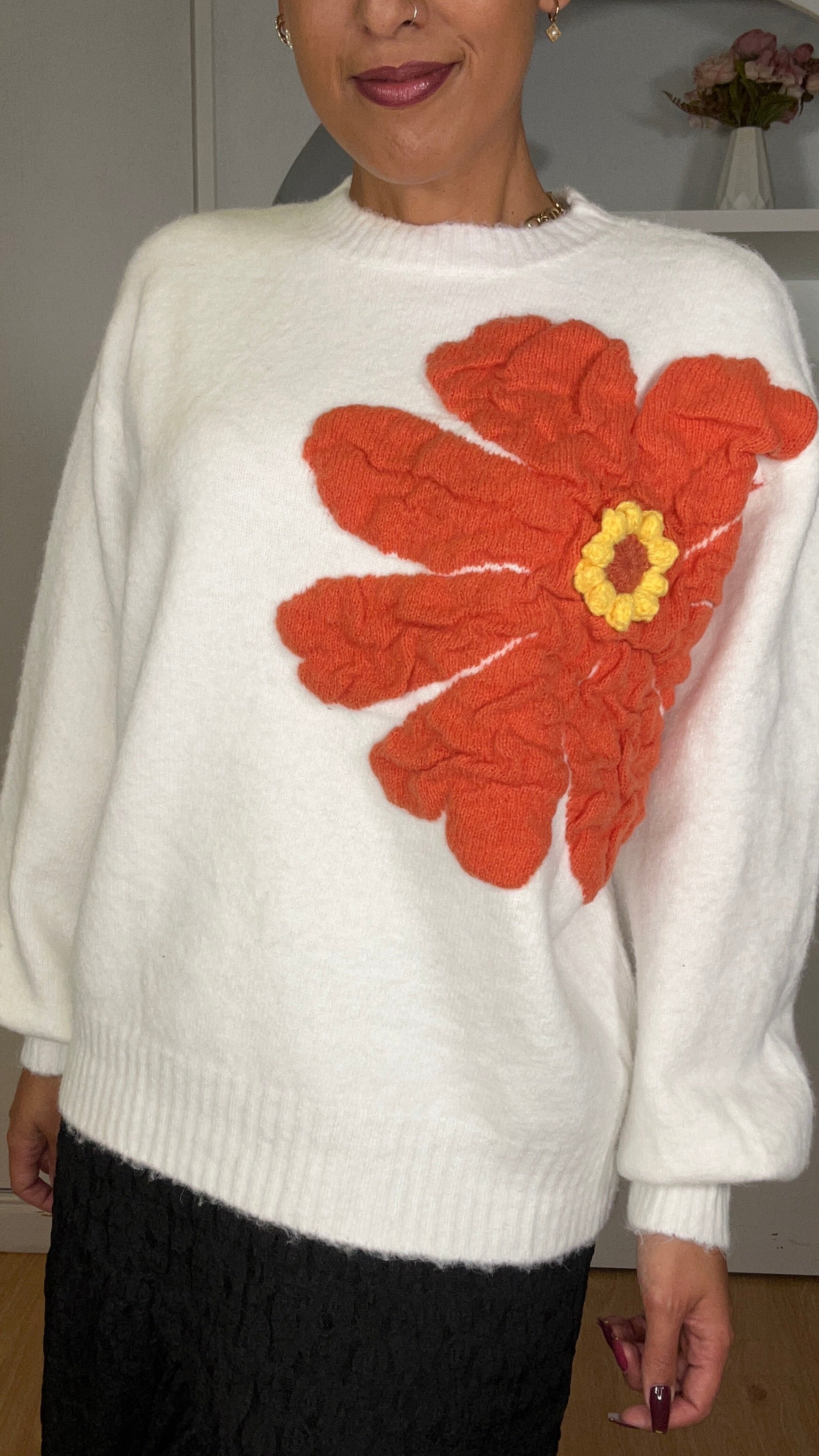 Camisola malha com flor em Branco