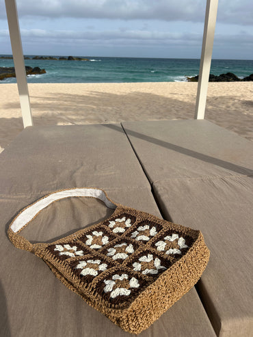 Saco de Ráfia com flores
