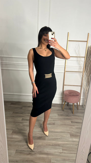 Vestido de Malha Preto Com Alças E Cinto Dourado