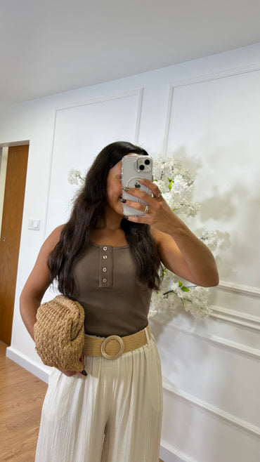 Pantalona Engelhada com Cinto em Perola