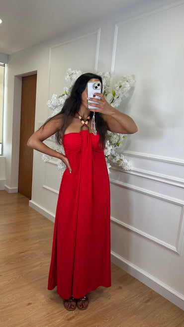 Vestido com detalhes em Madeira em  Vermelho