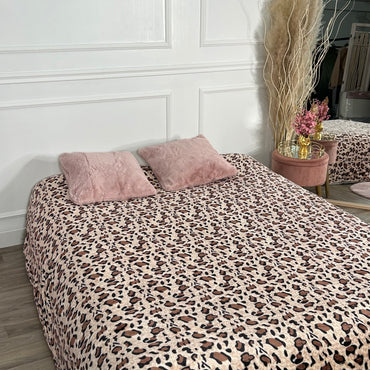 Manta com padrão tigresa