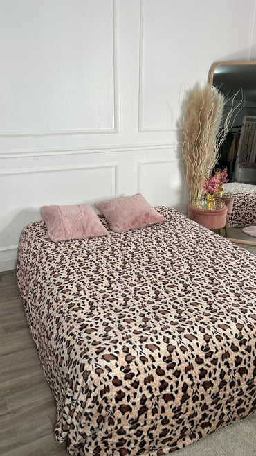 Manta com padrão tigresa