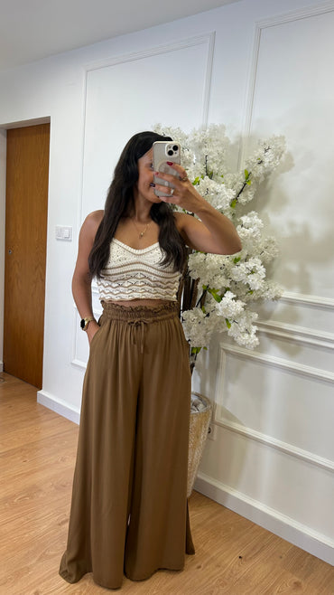 Pantalona com elastico Castanha