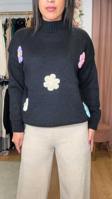 Camisola malha com flores 3D Preta