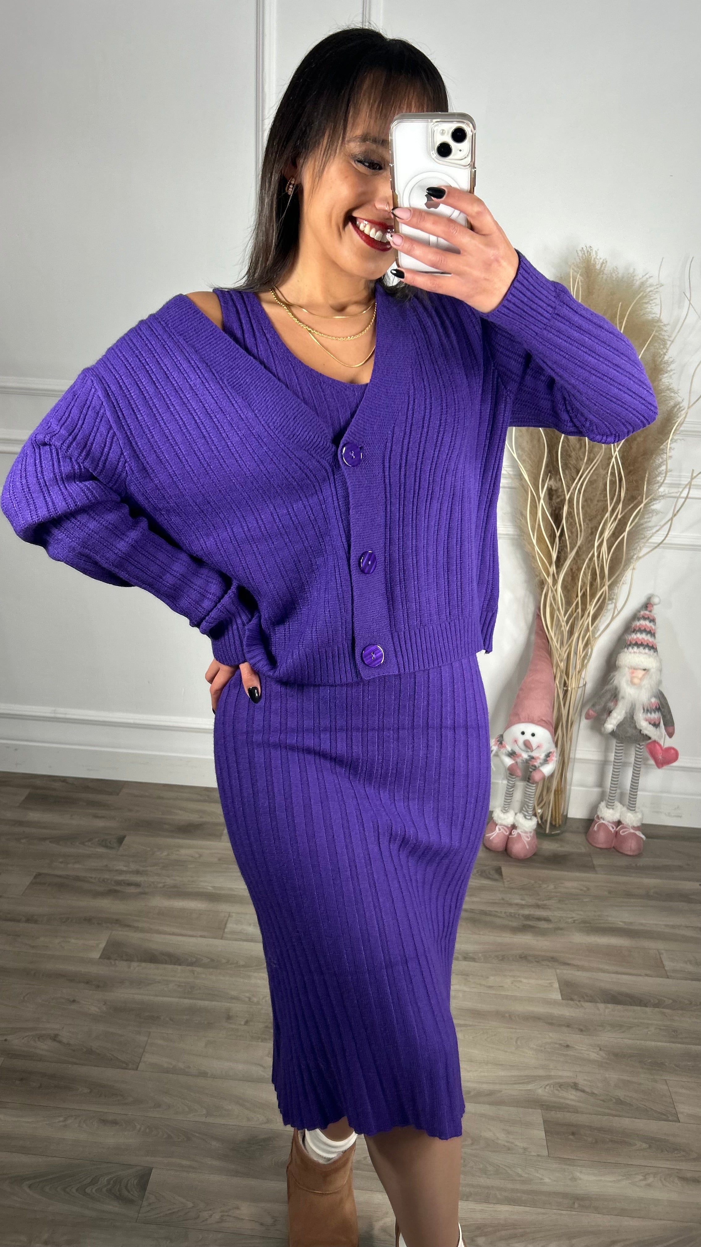 Conjunto cardigan + vestido roxo