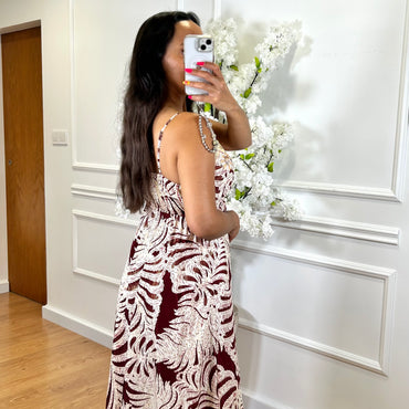 Vestido Acetinado Indiano Bege com cornucopias em Bordo