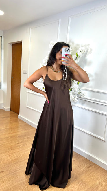 Vestido Acetinado Castanho