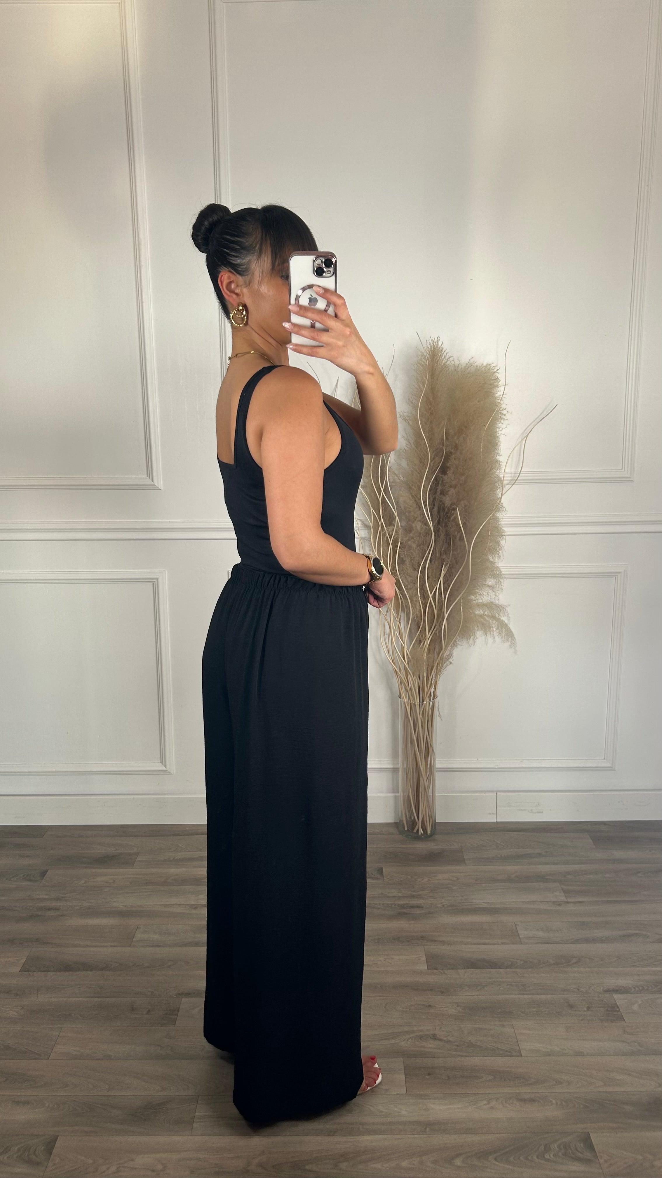 Pantalona preta