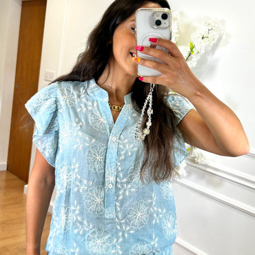 Conjunto Azul Blusa + Pantalona com Flores Bordadas