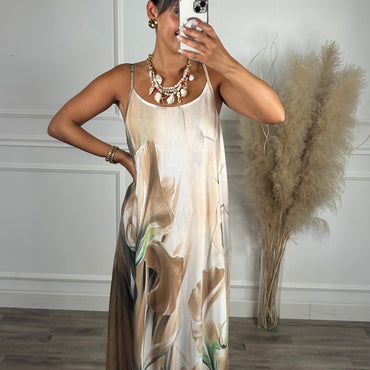 Vestido divertido tons castanho