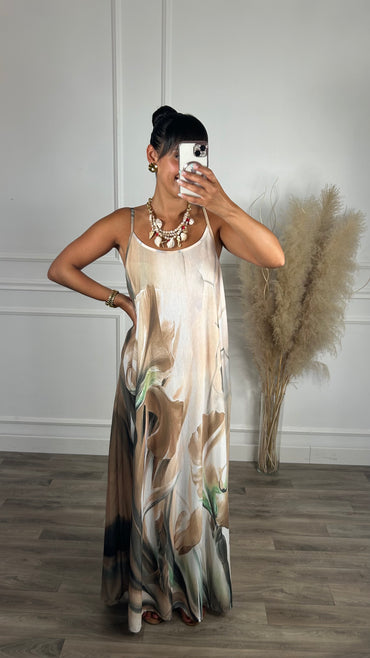 Vestido divertido tons castanho